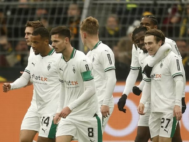 Soi kèo Saarbrucken vs M'gladbach, 02h30 ngày 13/3: Cửa trên gặp khó