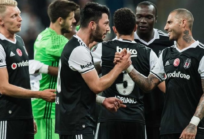 Soi kèo Hatayspor vs Besiktas, 0h ngày 26/12: Bất phân thắng bại