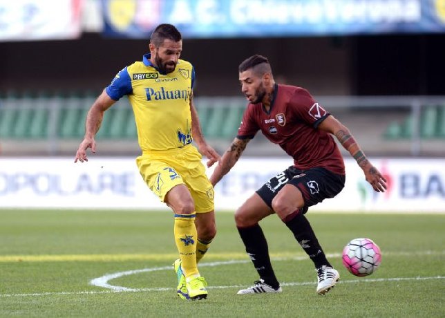 Soi kèo Verona vs Salernitana, 0h00 ngày 31/12: Dìm khách xuống đáy