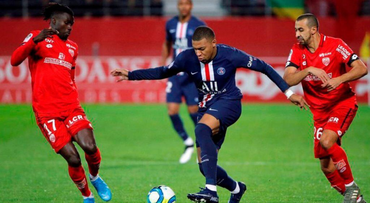 Biến động tỷ lệ, soi kèo nhà cái PSG vs Brest, 3h00 ngày 16/1