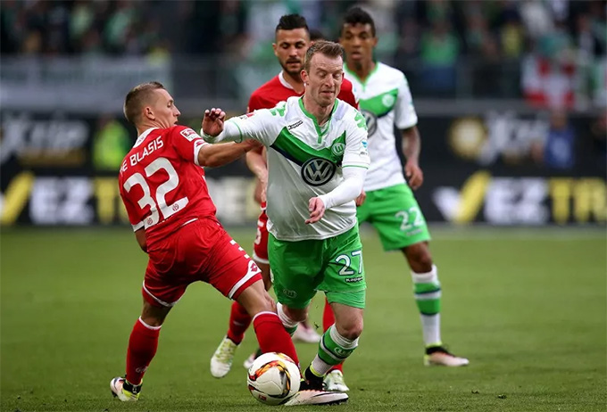 Soi tỷ lệ kèo phạt góc Wolfsburg vs Mainz, 01h30 ngày 23/4