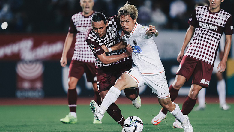 Soi kèo Consadole Sapporo vs Vissel Kobe, 12h00 ngày 13/8, VĐQG Nhật Bản