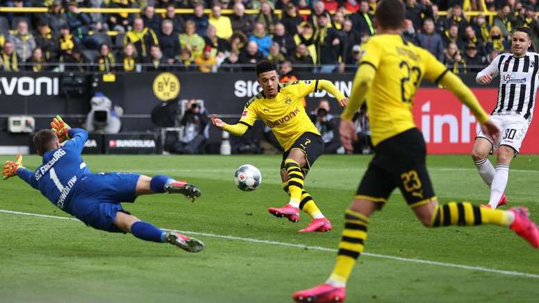 Biến động tỷ lệ, soi kèo Freiburg vs Dortmund, 1h30 ngày 13/8