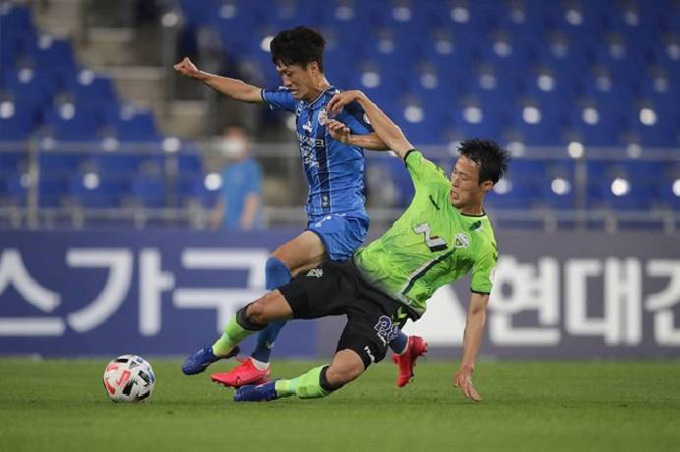 Soi kèo Yokohama Marinos vs Shonan Bellmare, 17h00 ngày 7/9, VĐQG Nhật Bản