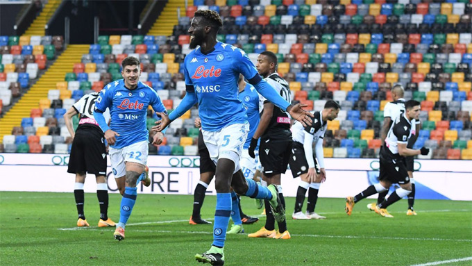 Dự đoán tỷ lệ, soi kèo Udinese vs Napoli, 01h45 ngày 5/5: Thắng để đăng quang
