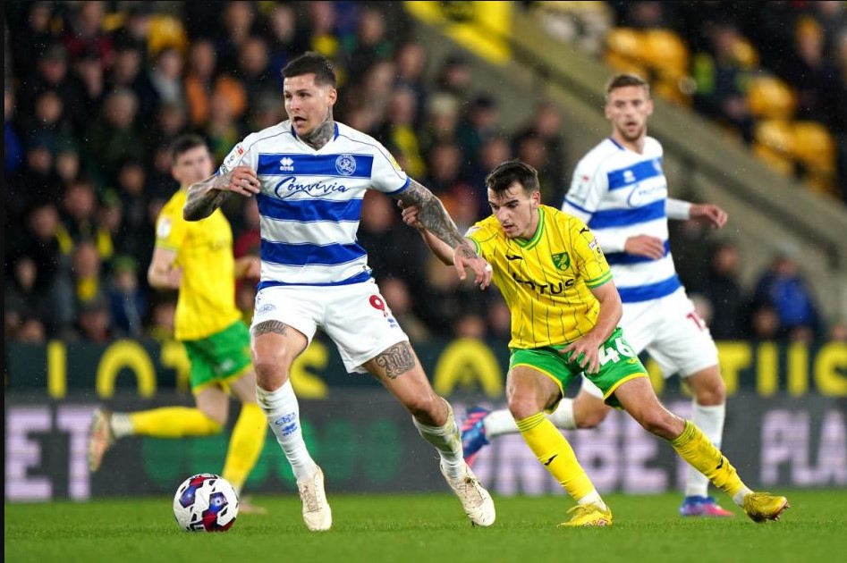 Dự đoán tỷ lệ, soi kèo QPR vs Norwich, 1h45 ngày 17/8/2023