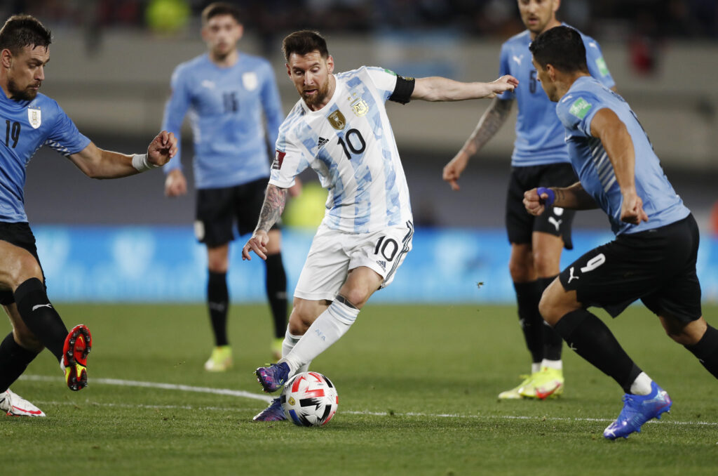 Dự đoán tỷ lệ, soi kèo Argentina vs Uruguay, 7h ngày 17/11/2023