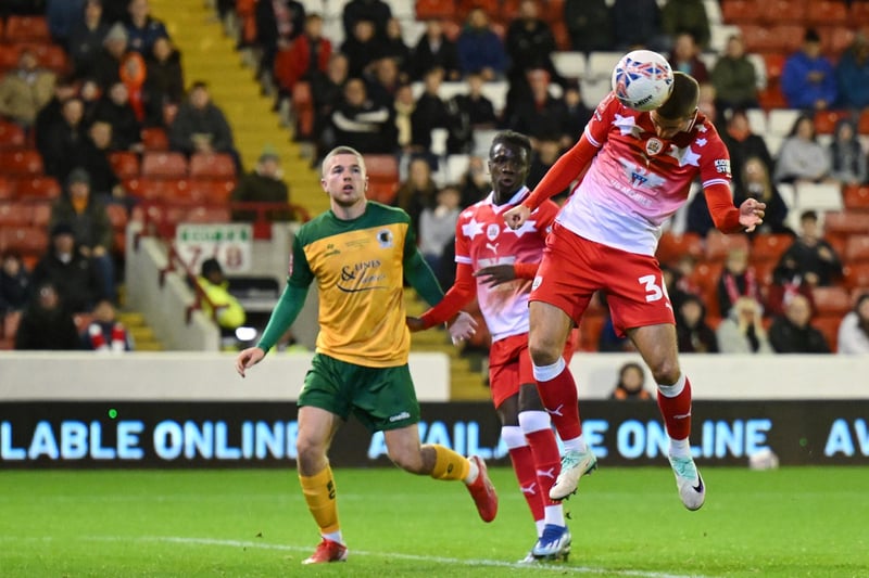 Dự đoán tỷ lệ, soi kèo Horsham vs Barnsley, 2h30 ngày 15/11/2023